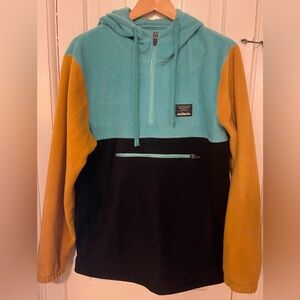 Massive Outdoor 1/4 Zip Fleece Size M